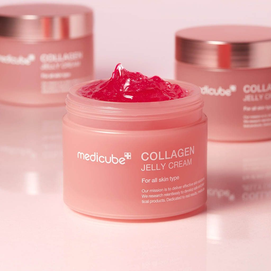 Medicube Collagen Niacinamide Jelly Cream contributing to skin firmness and elasticity with hydrolysed collagen.