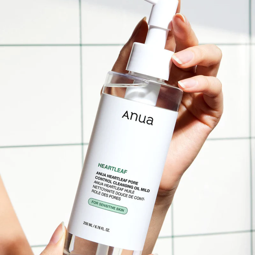 Anua Double Cleansing Duo Set delivering a complete K-Beauty double cleanse without stripping skin moisture.