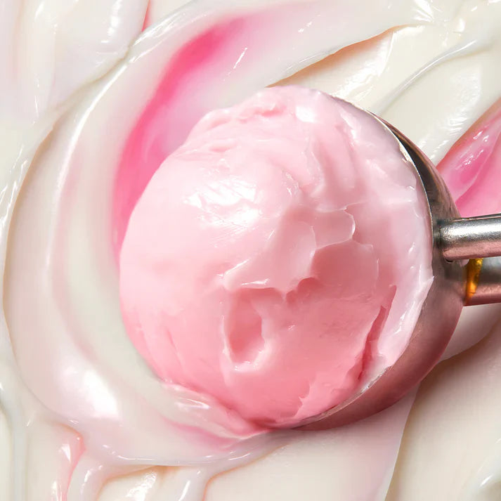 Medicube Collagen Swirl Duo Kit evening out skin tone and boosting a healthy-looking complexion.