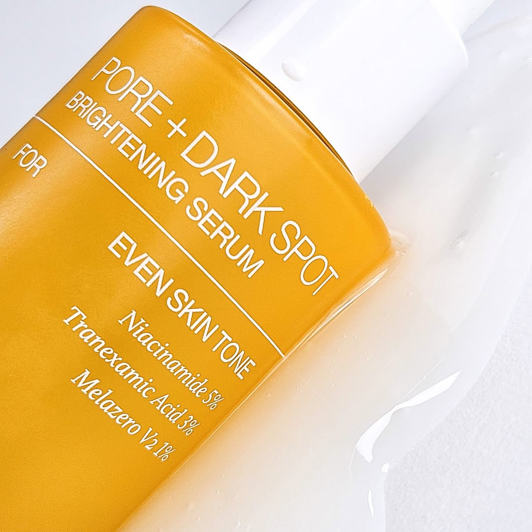 Celimax Brightening Serum with 5% Niacinamide & 3% Tranexamic Acid controlling excess oil and strengthening the skin barrier with 5% niacinamide.