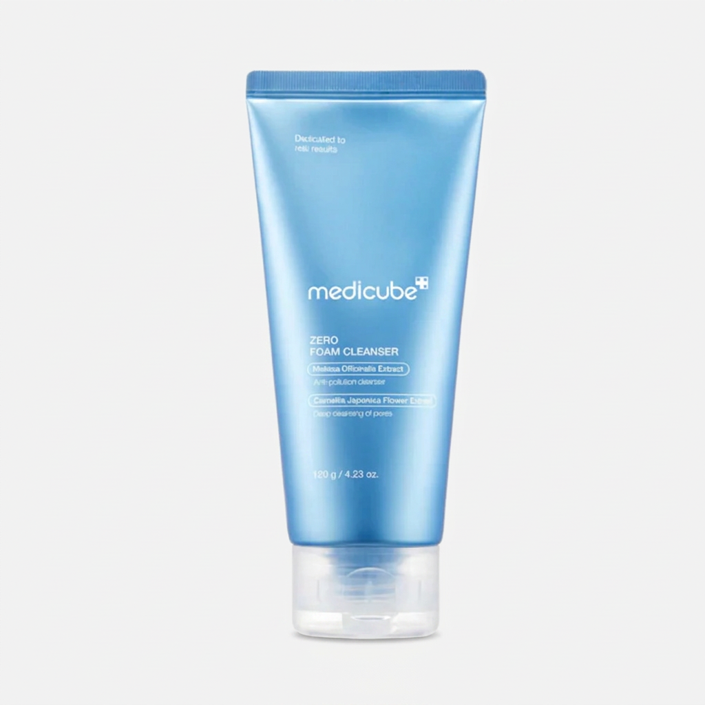 Medicube Zero Foam Cleanser removing micro-dust, impurities, and excess oil from deep within pores.